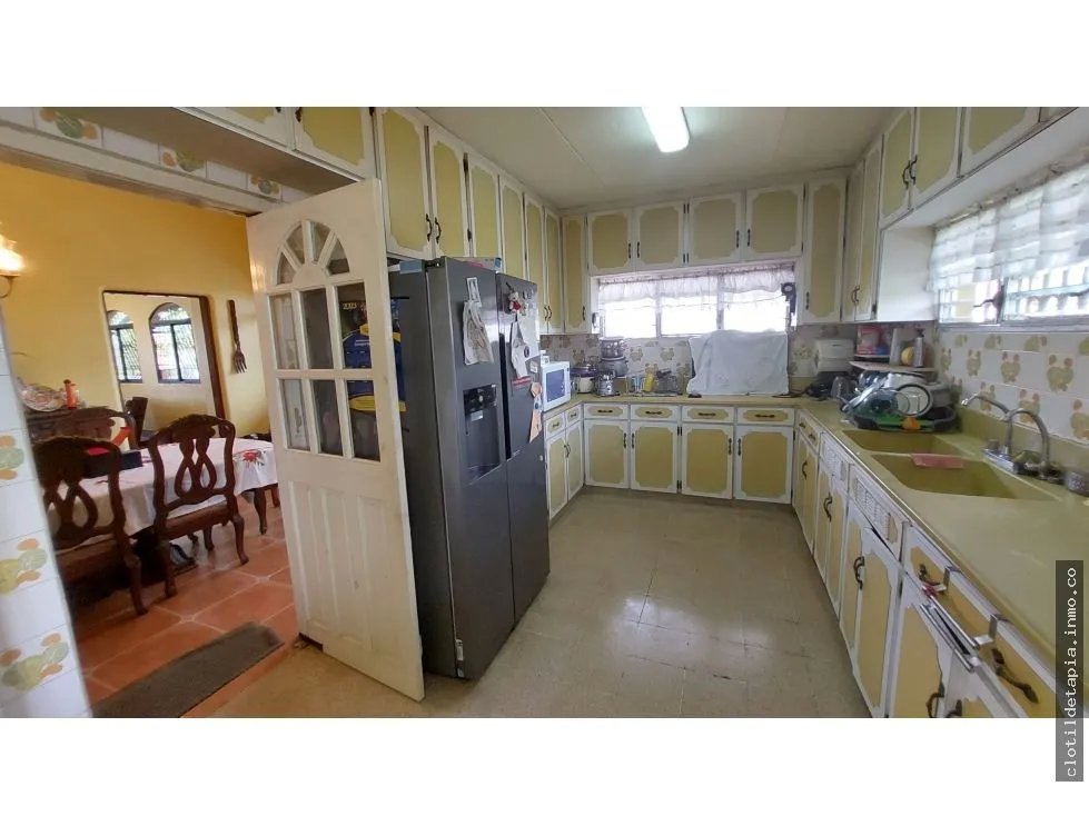 Se vende dúplex en barrio norte, colón