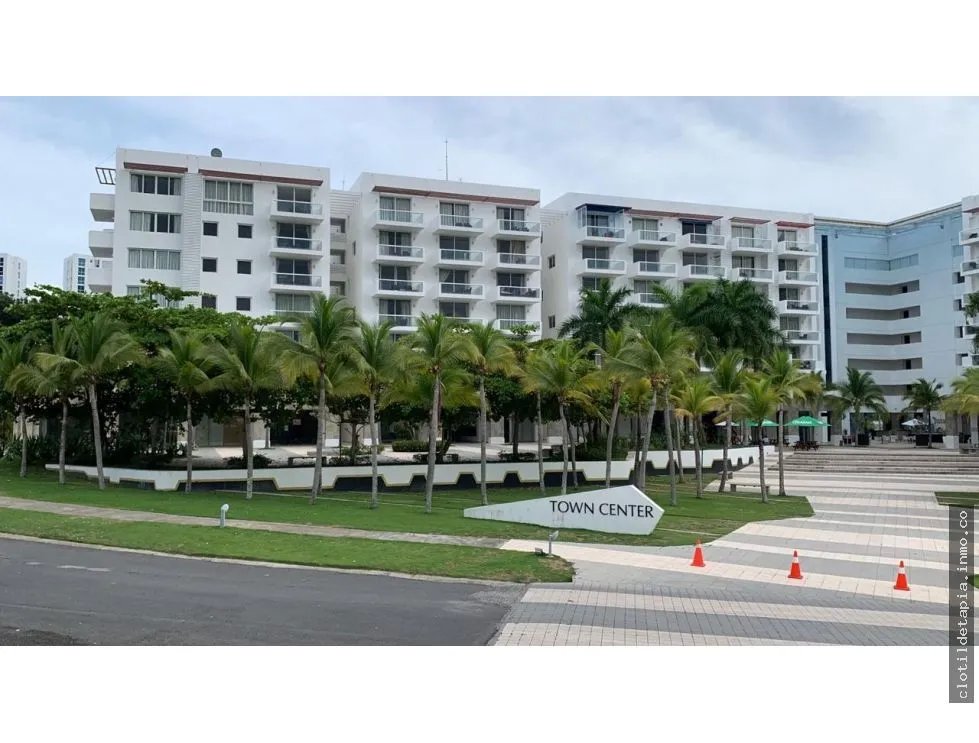 Se vende local comercial en town center, playa blanca