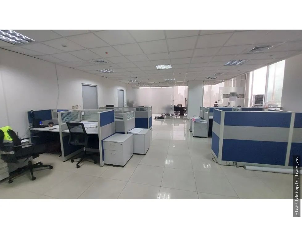 Se vende oficina en obarrio, bella vista