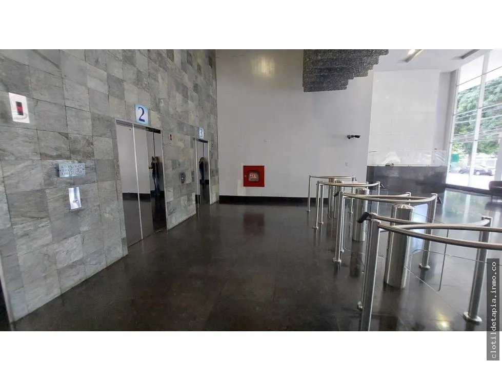 Se vende oficina en obarrio, bella vista