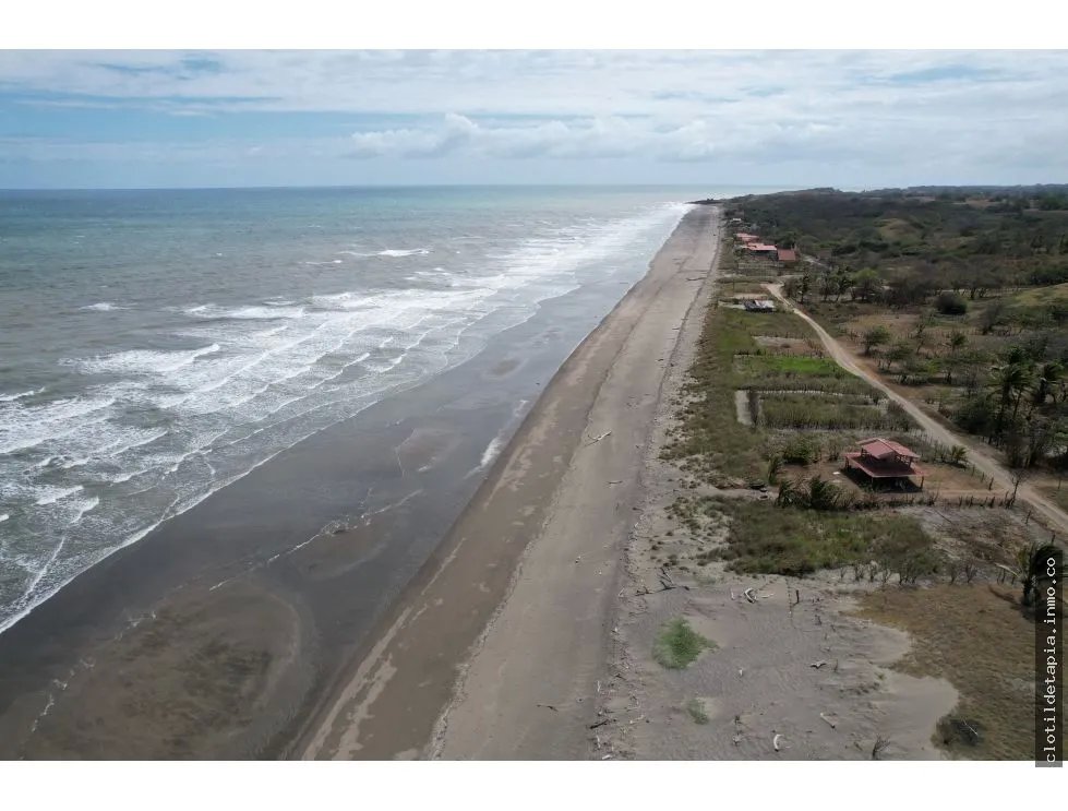 Se venden hectáreas en las tablas, los santos