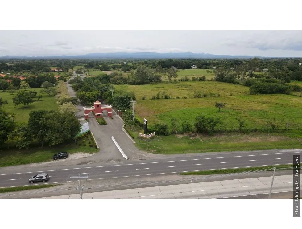 Se venden residencias en hato viejo, antón