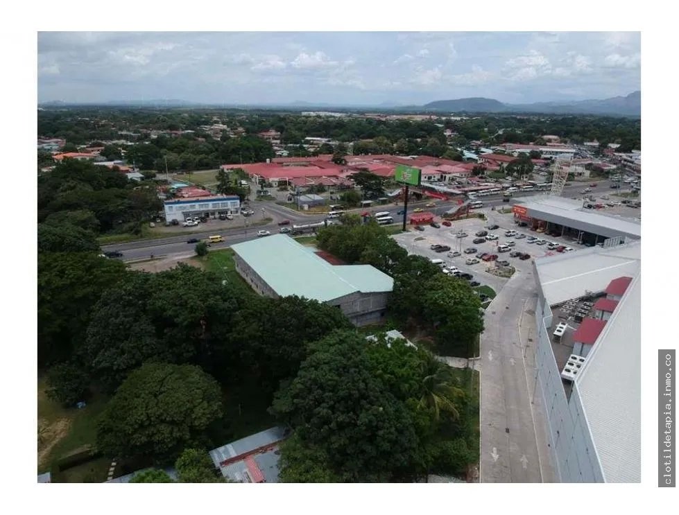 Se vende terreno comercial en penonomé, coclé