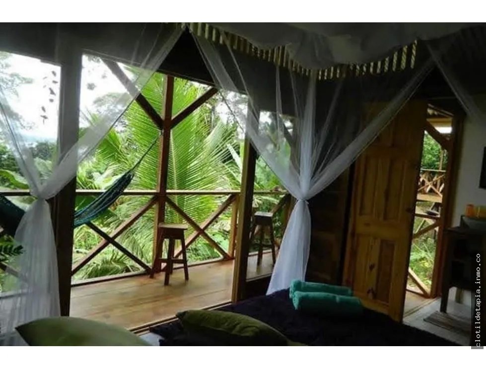 Se vende negocio en bastimentos, bocas del toro