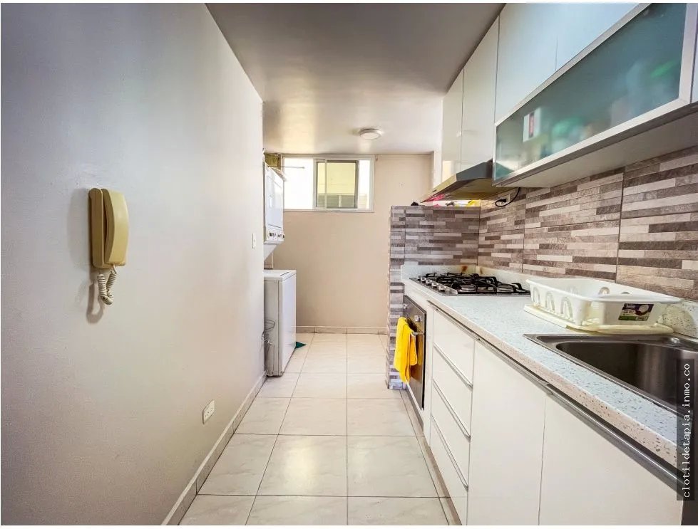 Se vende apartamento en ph mcgregor hill, condado del rey