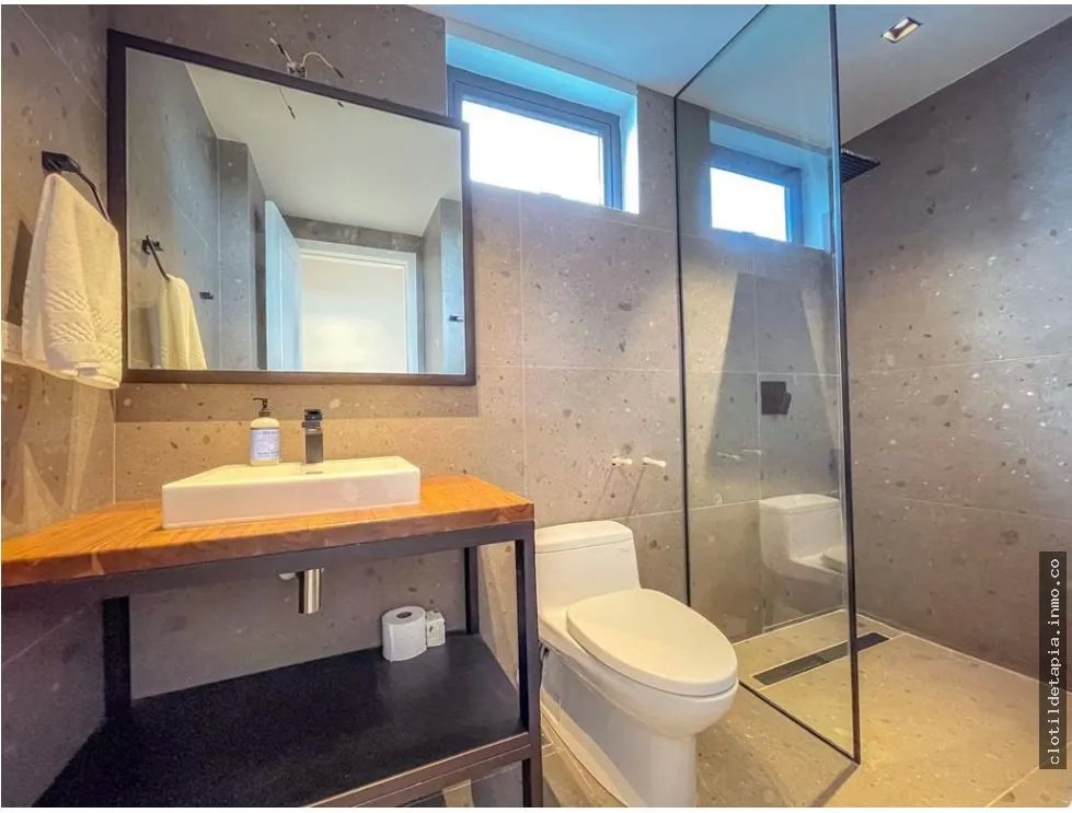 Se vende penthouse en punta caelo, san carlos