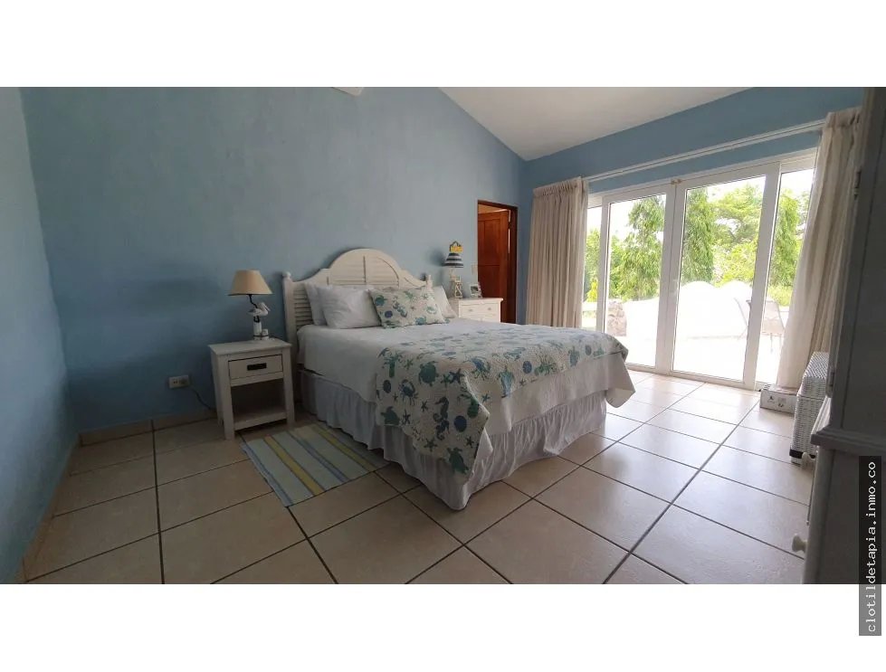Se vende casa en punta barco village, san carlos