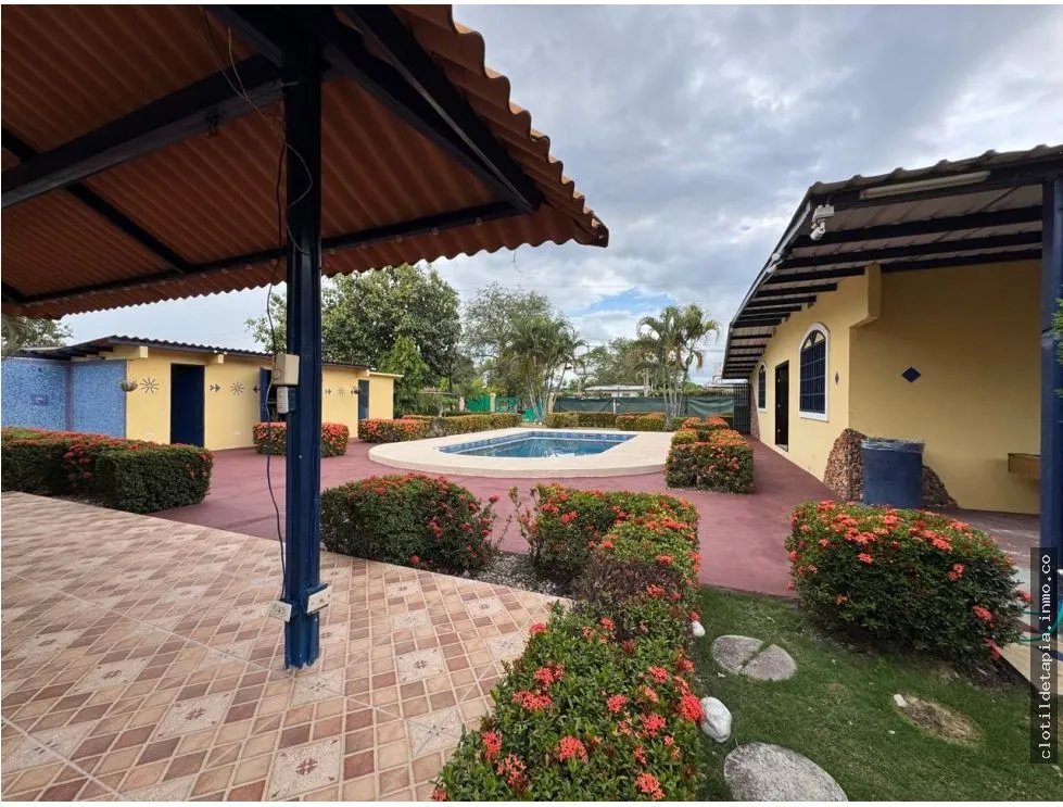 Se vende casa de playa en nueva gorgona, chame