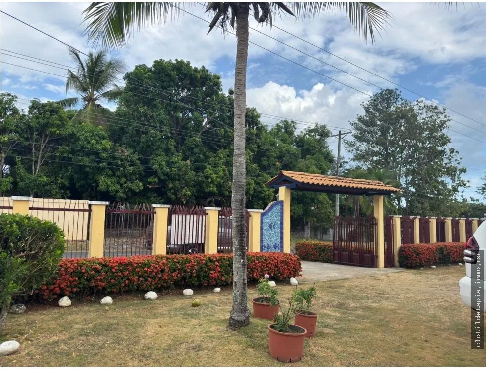 Se vende casa de playa en nueva gorgona, chame