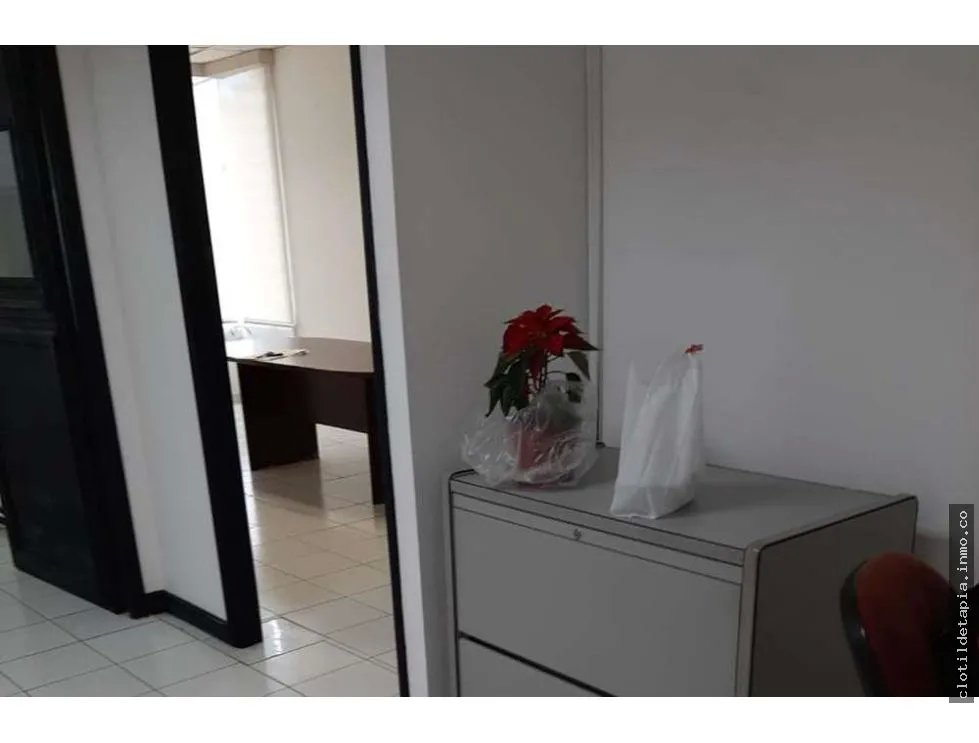 Se vende y alquila oficina en calle 50, ciudad de panamá