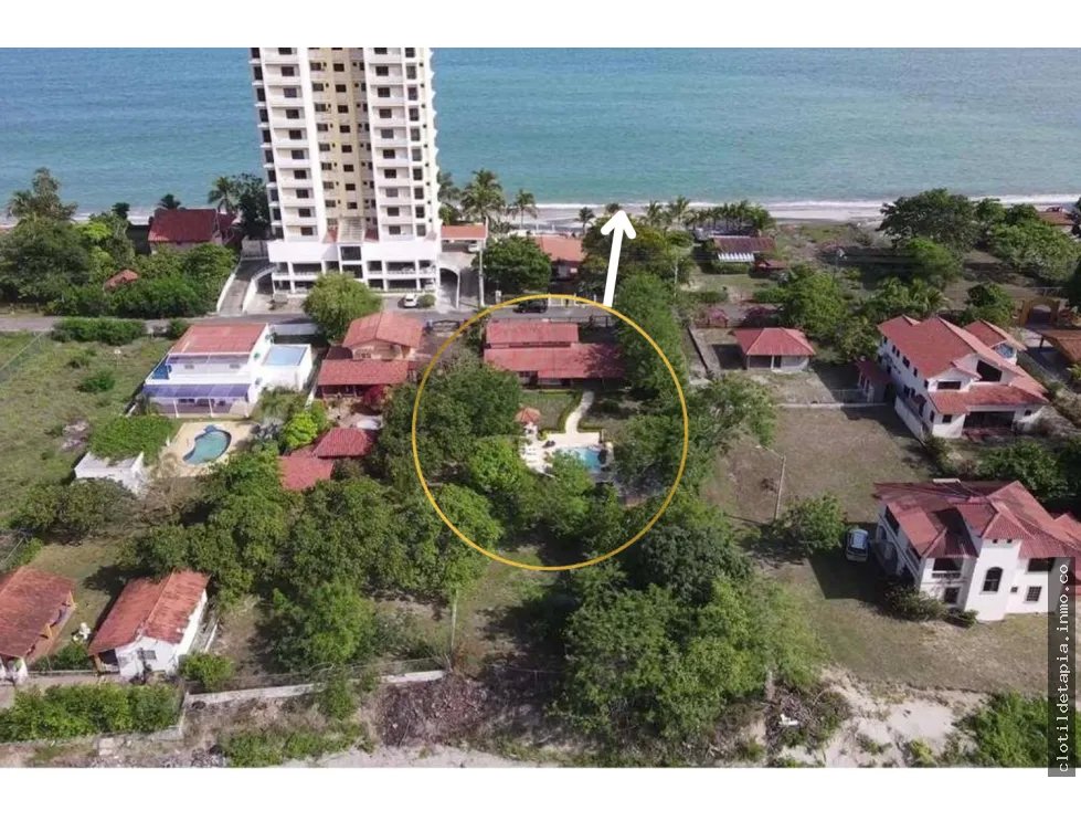 Casa con vista al mar, playa malibú, nueva gorgona