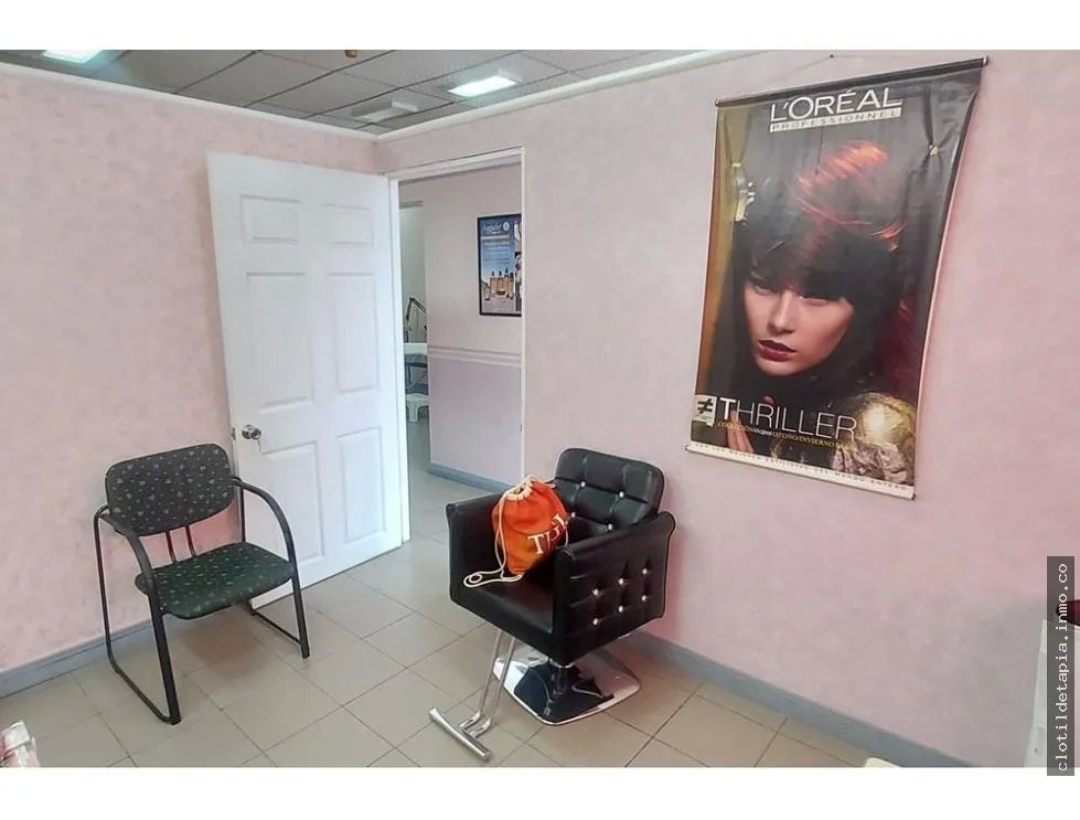 Se vende salón de belleza, condado del rey