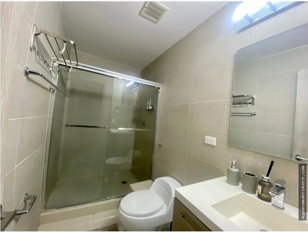 Alquiler de apartamento amoblado en bella vista, panamá