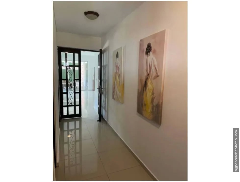 Venta de casa vacía en altos de panamá en ancón
