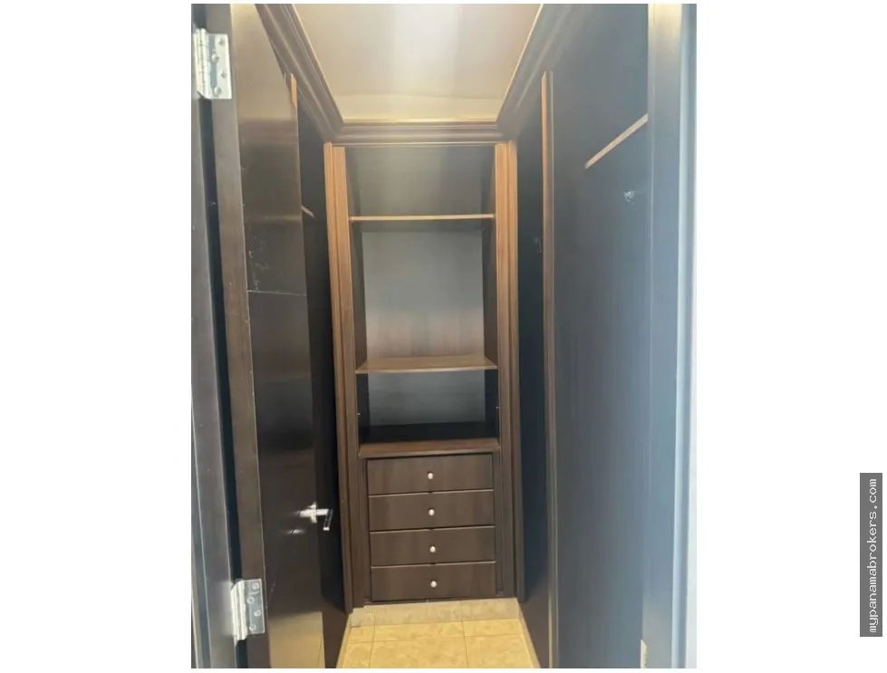 Venta o alquiler de apartamento con línea blanca en costa del este