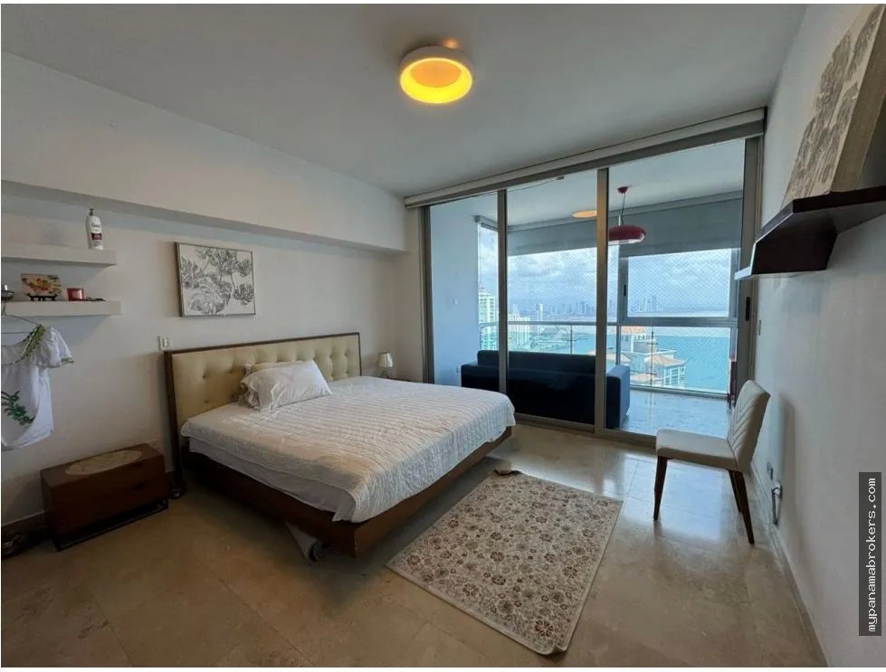 Venta o alquiler de apartamento amoblado en punta pacífica, panamá