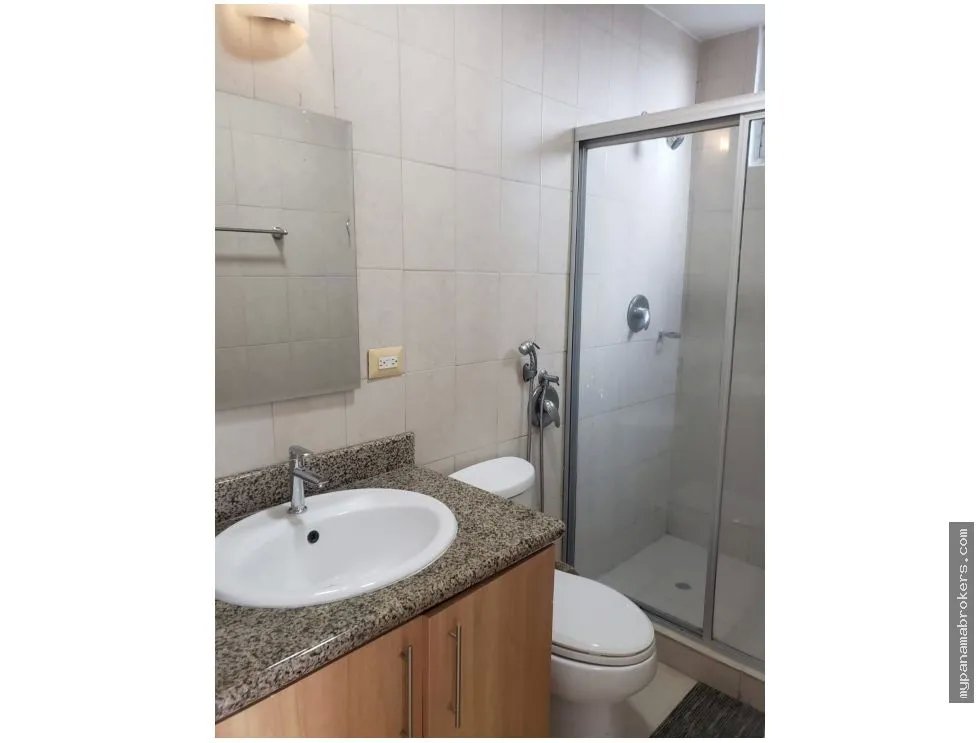 Venta de apartamento amoblado en costa del este