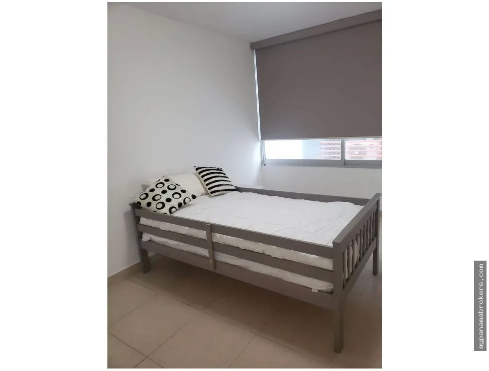 Venta de apartamento amoblado en costa del este