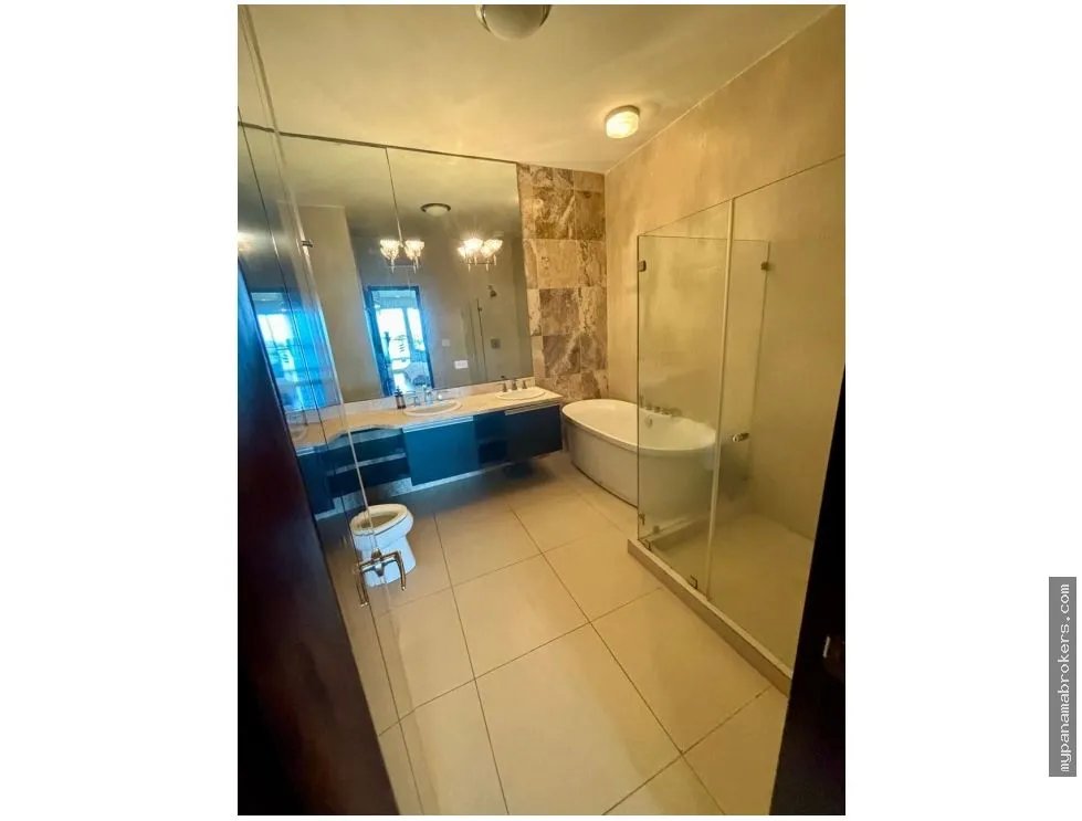 Venta de apatamento amoblado en ph rivage, ave. balboa