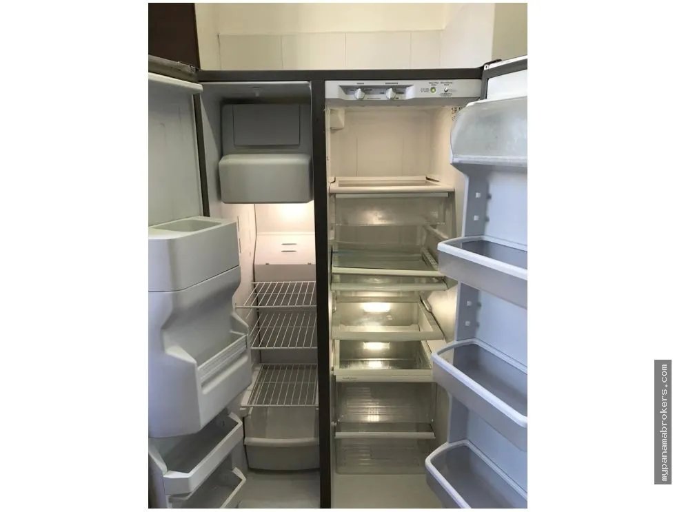 Venta de apartamento en galería uno, obarrio