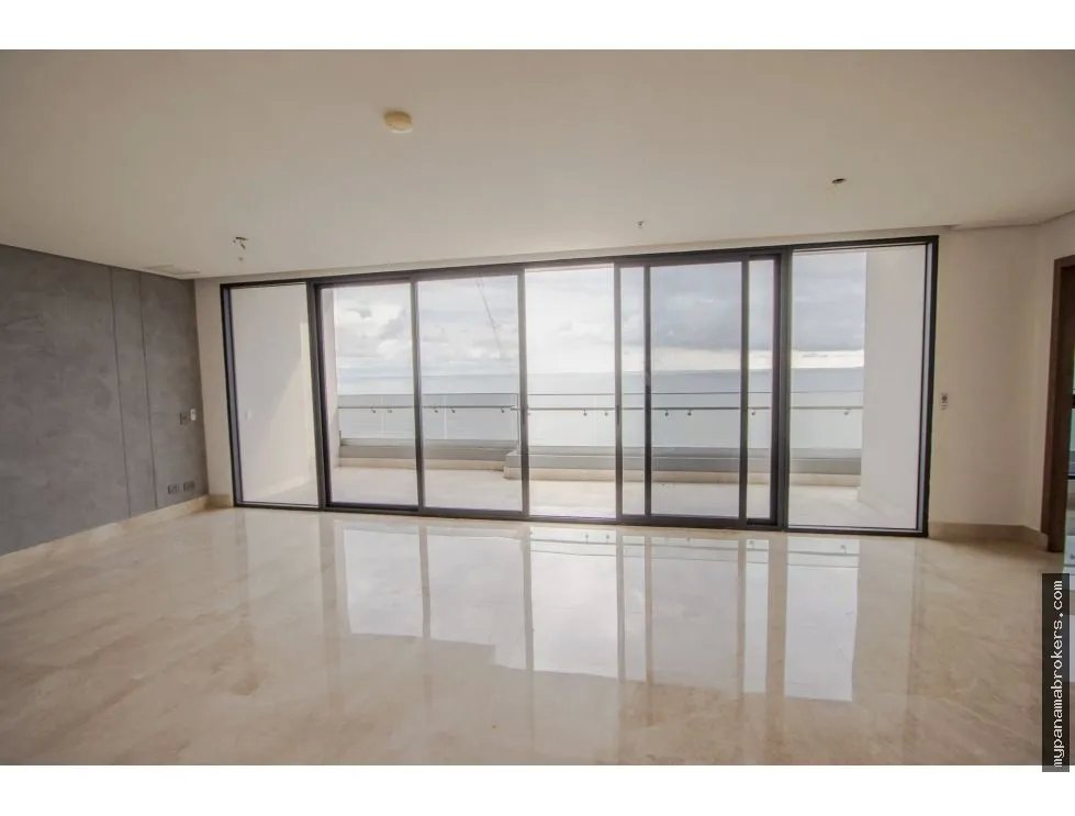 Venta de apartamento con vista al mar en ph matisse, costa del este