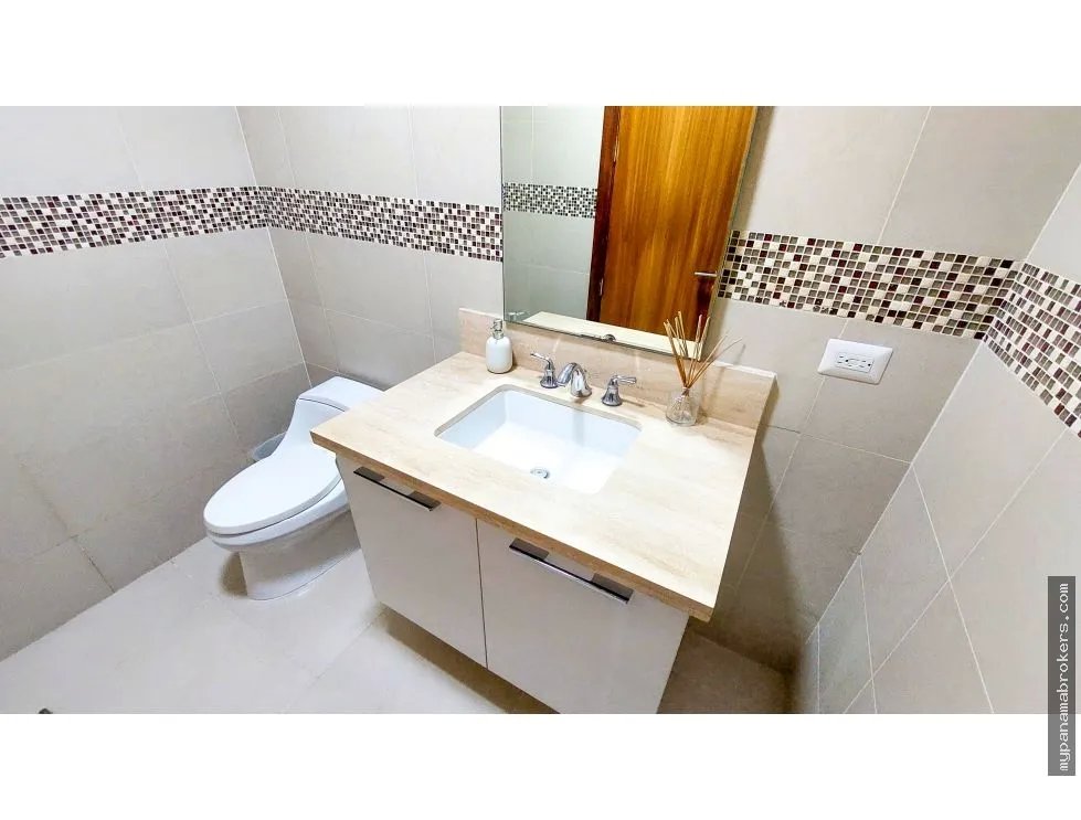 Venta de apartamento amoblado en residencial altamar, san carlos