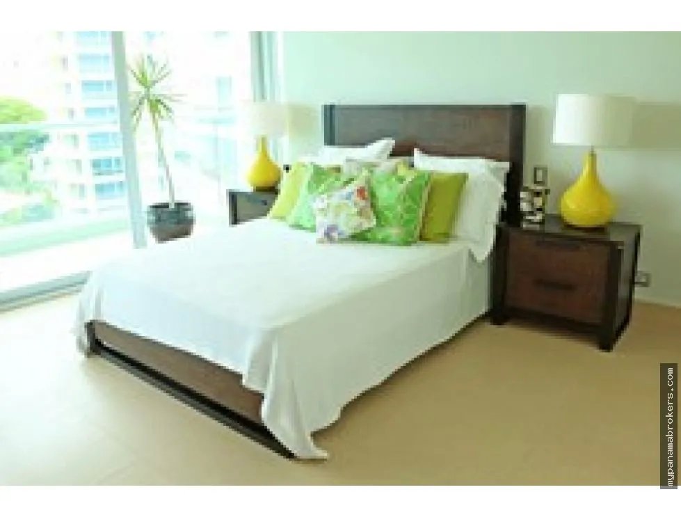 Venta de apartamentos en bahia, nueva gorgona, san carlos