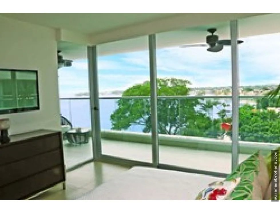 Venta de apartamentos en bahia, nueva gorgona, san carlos