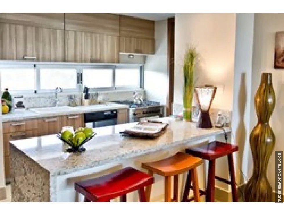 Venta de apartamentos en bahia, nueva gorgona, san carlos