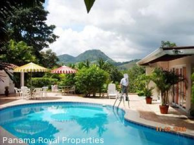 3891 - Las cumbres - houses