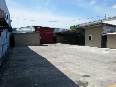 59853 - Parque lefevre - commercials