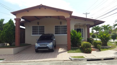 75657 - Brisas del golf - casas