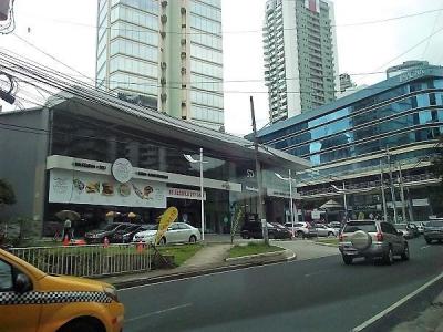 93033 - Obarrio - commercials - newberry plaza