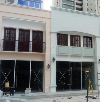 93991 - Marbella - commercials